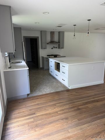 529 LAUREL LN, New Braunfels, TX 78130