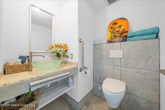 7144 Floridana Avenue, Melbourne Beach, FL 32951