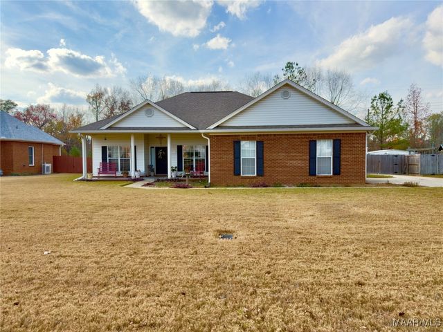 263 Live Oaks Drive, Millbrook, AL 36054