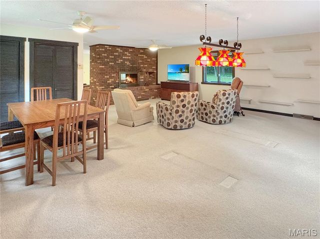 635 E Villa Ridge Road, Villa Ridge, MO 63089