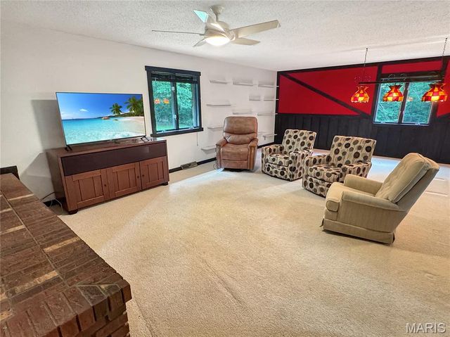 635 E Villa Ridge Road, Villa Ridge, MO 63089