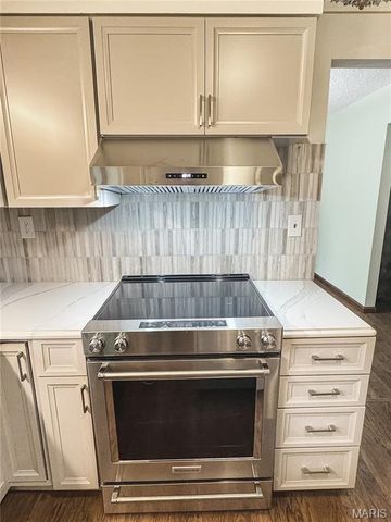635 E Villa Ridge Road, Villa Ridge, MO 63089