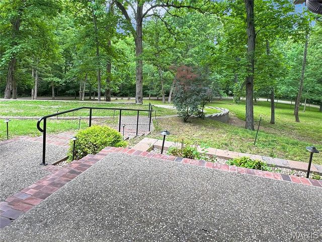 635 E Villa Ridge Road, Villa Ridge, MO 63089