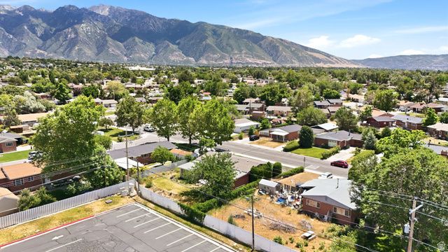 851 E GALENA DR, Sandy, UT 84094
