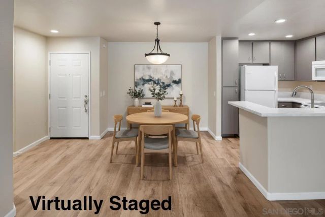 580 Camino de la Reina 321, San Diego, CA 92108