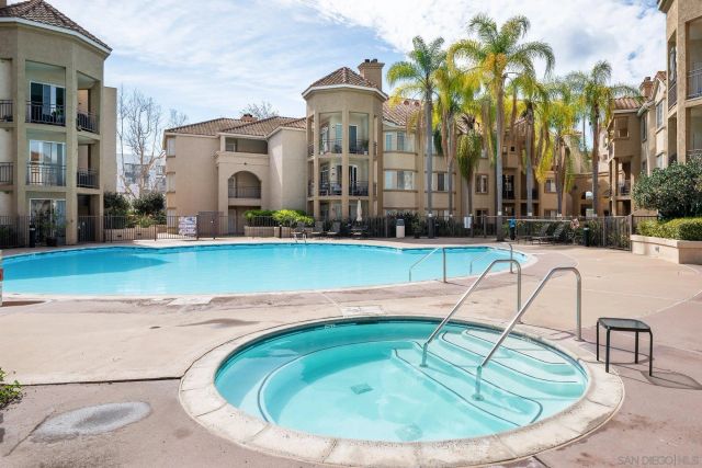 580 Camino de la Reina 321, San Diego, CA 92108