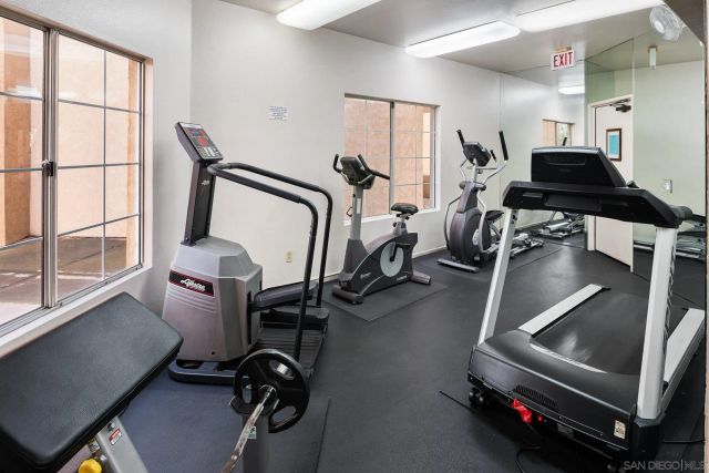 580 Camino de la Reina 321, San Diego, CA 92108