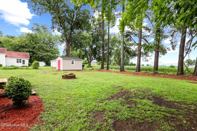 199 N Nc 124 W, Macclesfield, NC 27852