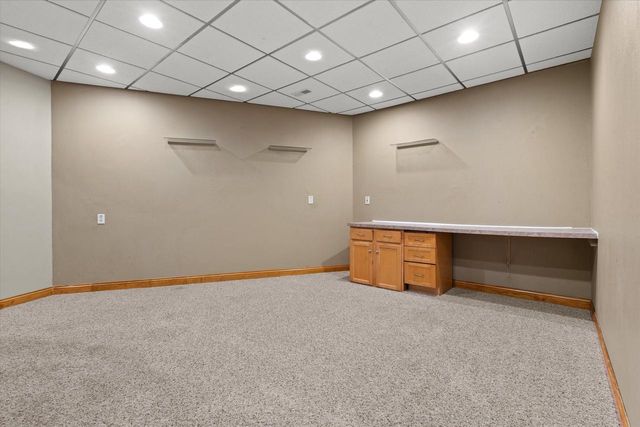 S29W30880 Wild Berry LANE, Waukesha, WI 53188