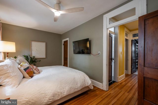 1220 ORREN STREET, Washington, DC 20002
