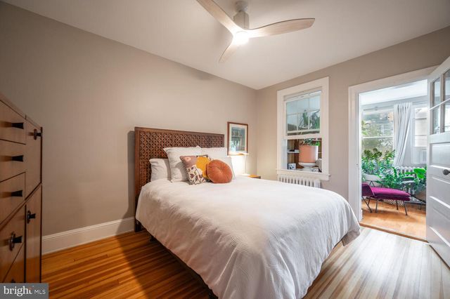 1220 ORREN STREET, Washington, DC 20002