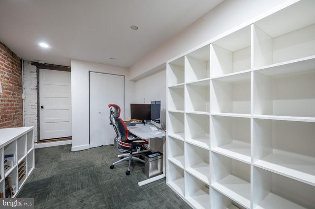 1220 ORREN STREET, Washington, DC 20002