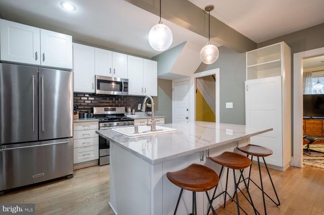 1220 ORREN STREET, Washington, DC 20002