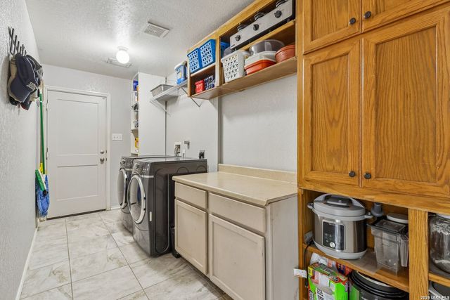 620 NORTHLAKE DR, New Braunfels, TX 78130