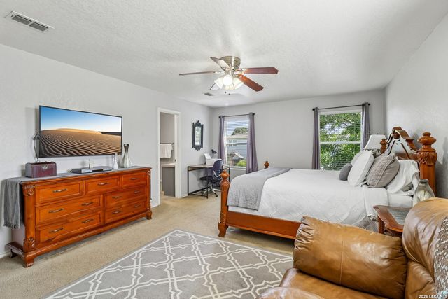 620 NORTHLAKE DR, New Braunfels, TX 78130