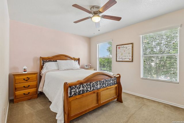 620 NORTHLAKE DR, New Braunfels, TX 78130