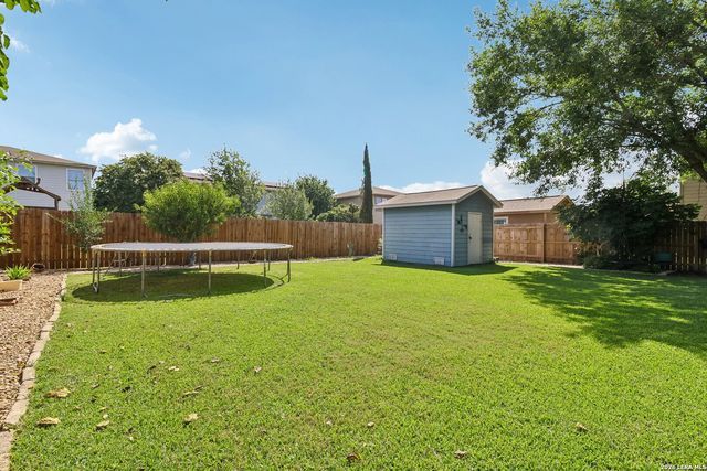 620 NORTHLAKE DR, New Braunfels, TX 78130