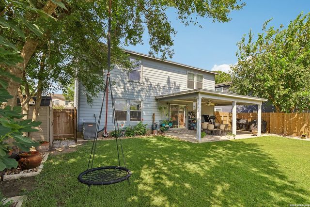 620 NORTHLAKE DR, New Braunfels, TX 78130