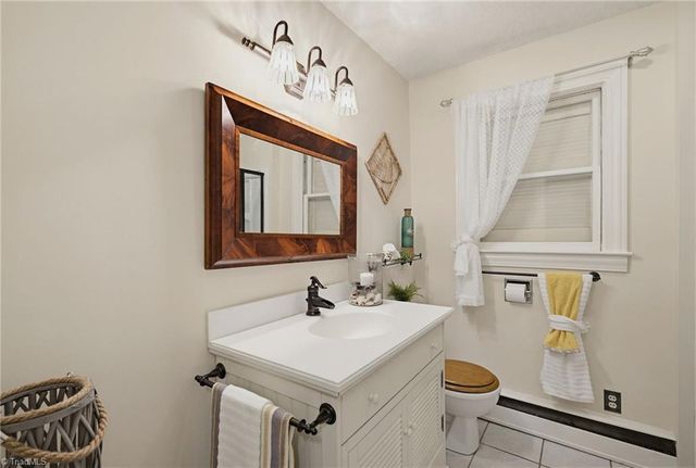 502 W Hunter Street, Madison, NC 27025