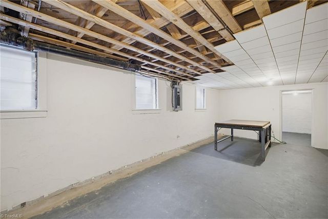 502 W Hunter Street, Madison, NC 27025