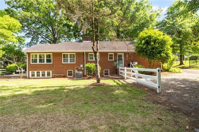 502 W Hunter Street, Madison, NC 27025