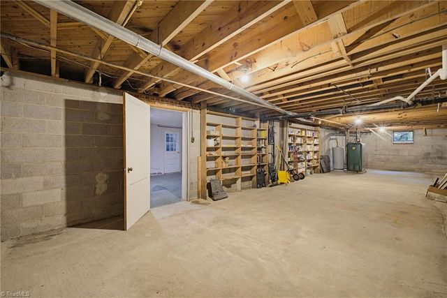 502 W Hunter Street, Madison, NC 27025
