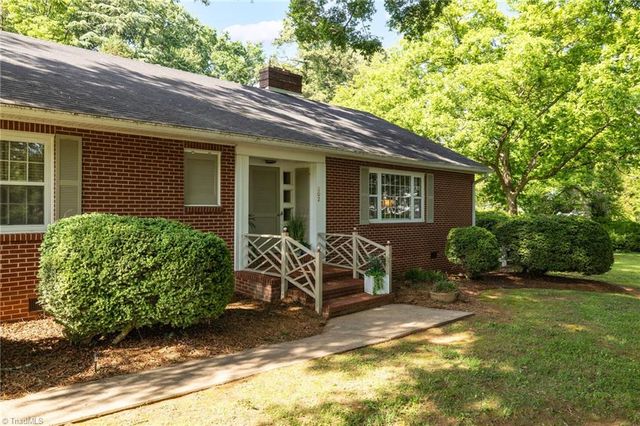 502 W Hunter Street, Madison, NC 27025