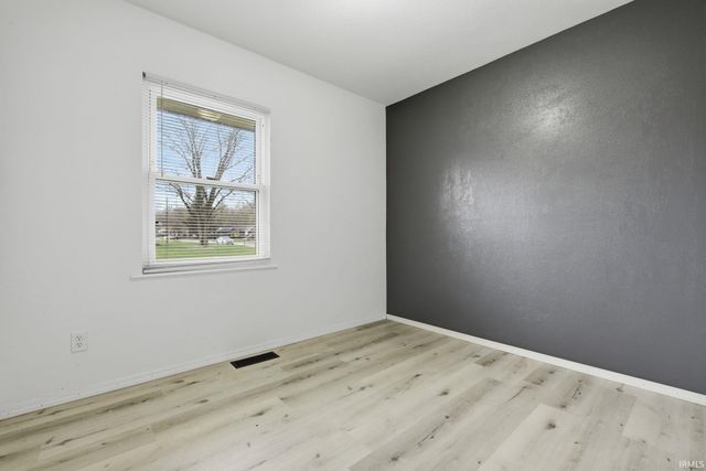 104 Creekview Drive, Lafayette, IN 47909