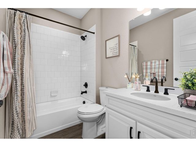 3988 Grand Baker St, Aurora, CO 80019