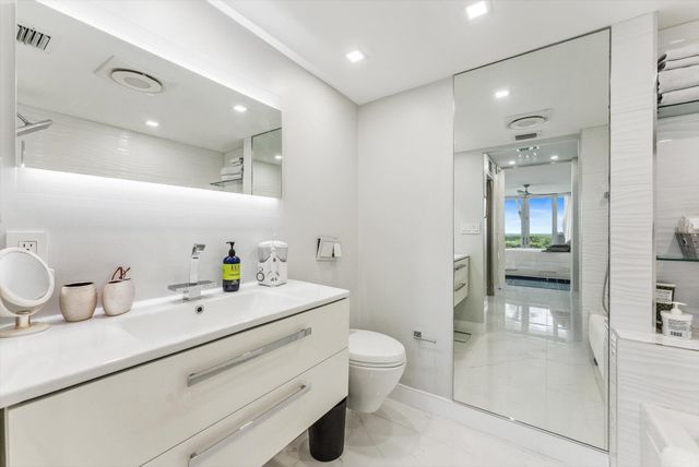 1225 S Ocean Boulevard 104, Delray Beach, FL 33483