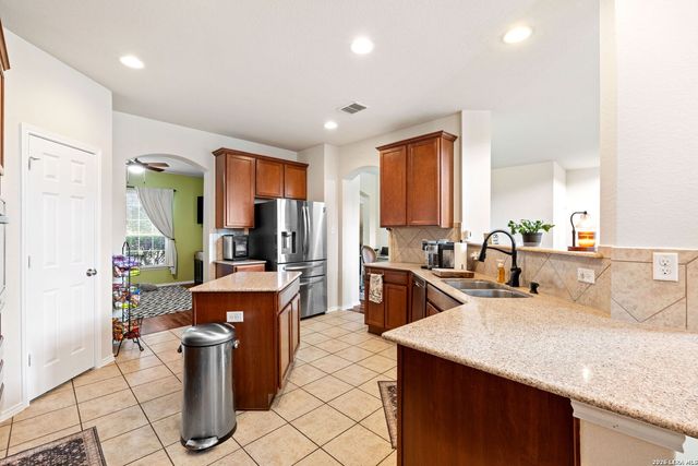 12002 Arbor Mesa, San Antonio, TX 78249
