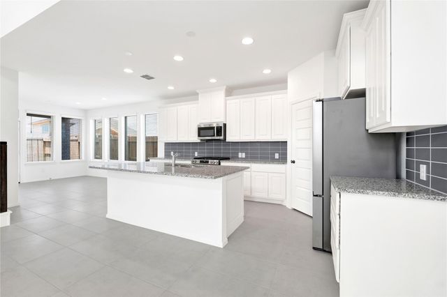 31010 Evening Skye Drive, Brookshire, TX 77423