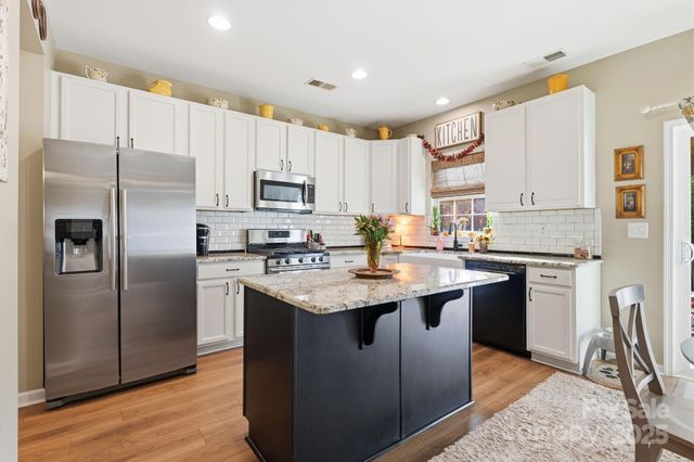 10913 Tailwater Street, Davidson, NC 28036