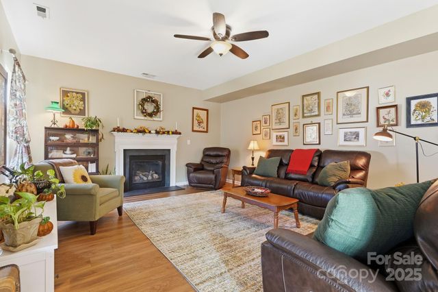 10913 Tailwater Street, Davidson, NC 28036