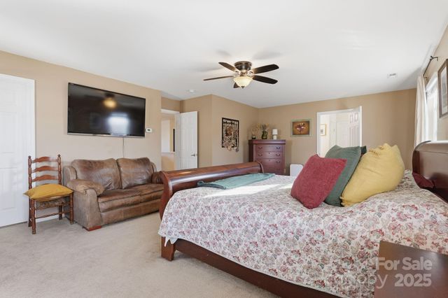 10913 Tailwater Street, Davidson, NC 28036