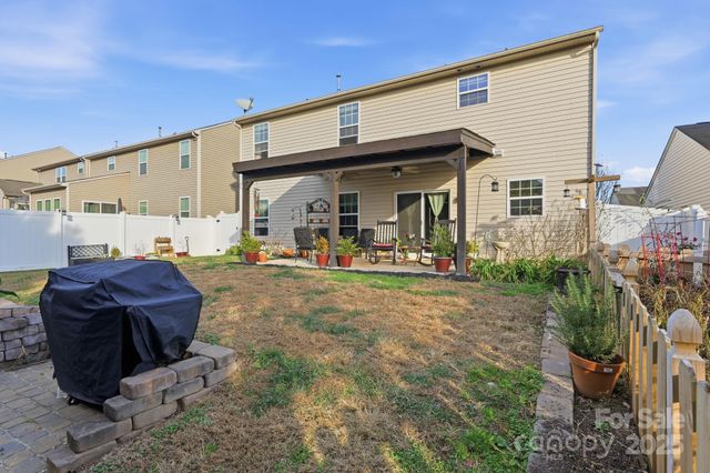 10913 Tailwater Street, Davidson, NC 28036