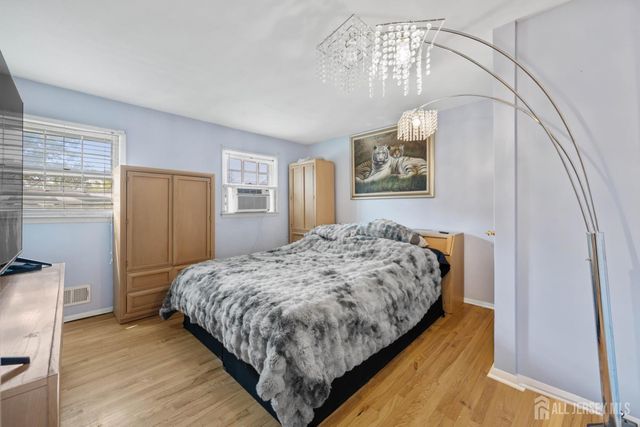 25 Hudson Road, East Brunswick, NJ 08816