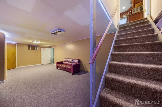 25 Hudson Road, East Brunswick, NJ 08816