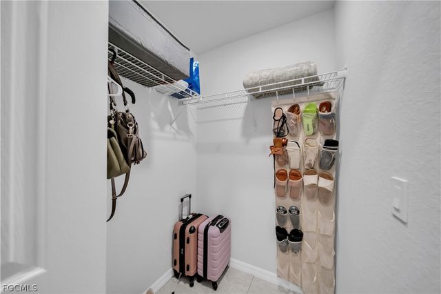 1430 SW 4th LN, Cape Coral, FL 33991