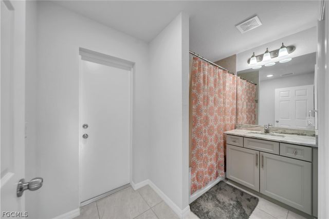 1430 SW 4th LN, Cape Coral, FL 33991