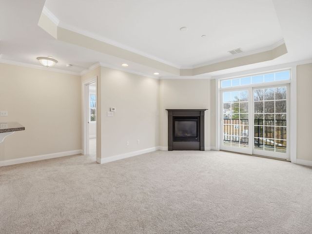 350 Greene St 410, North Andover, MA 01845