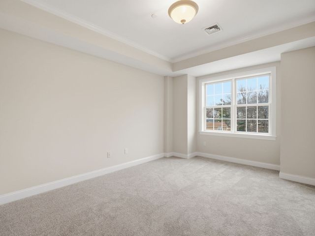 350 Greene St 410, North Andover, MA 01845