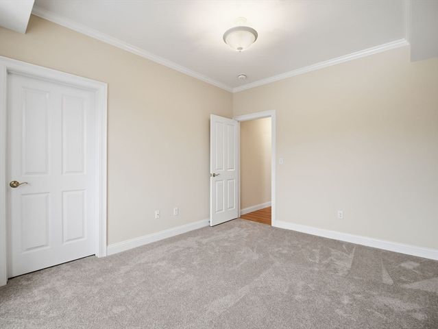 350 Greene St 410, North Andover, MA 01845