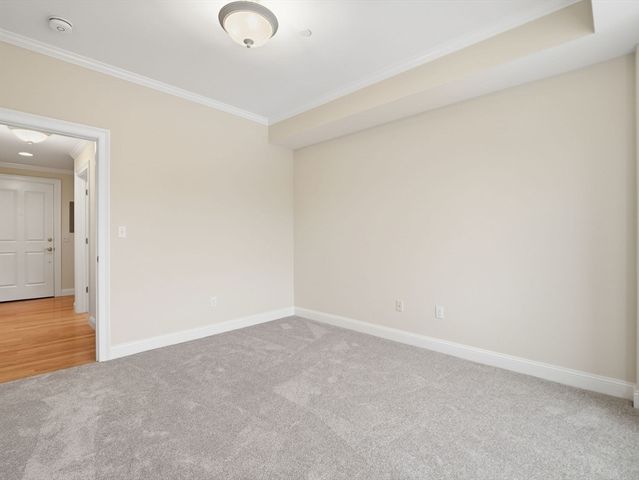 350 Greene St 410, North Andover, MA 01845