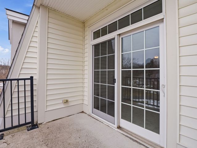 350 Greene St 410, North Andover, MA 01845