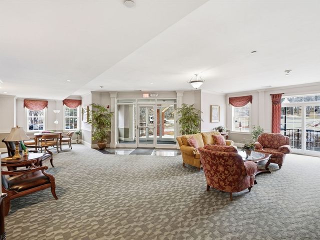 350 Greene St 410, North Andover, MA 01845