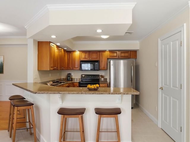350 Greene St 410, North Andover, MA 01845