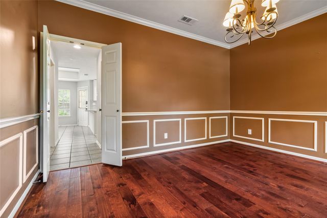 6615 Cypress Village Drive, Sugar Land, TX 77479