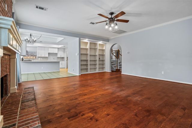 6615 Cypress Village Drive, Sugar Land, TX 77479