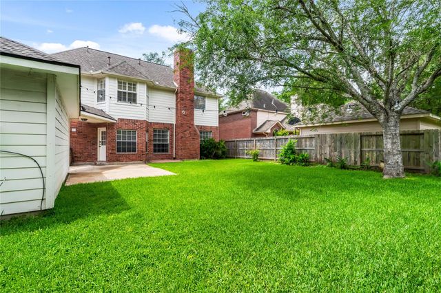 6615 Cypress Village Drive, Sugar Land, TX 77479